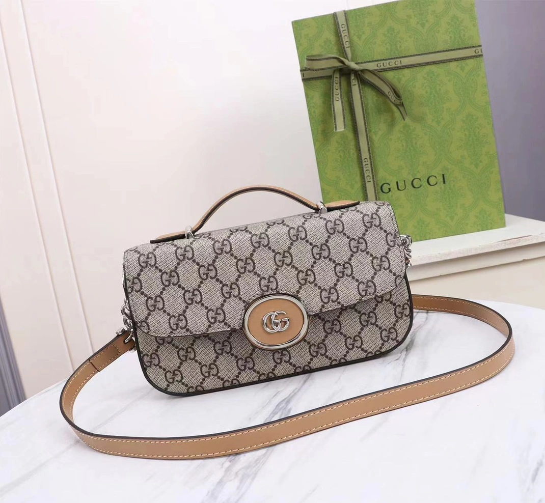 Compact 2302 Gucci AAA Quality Messenger Bags For Women