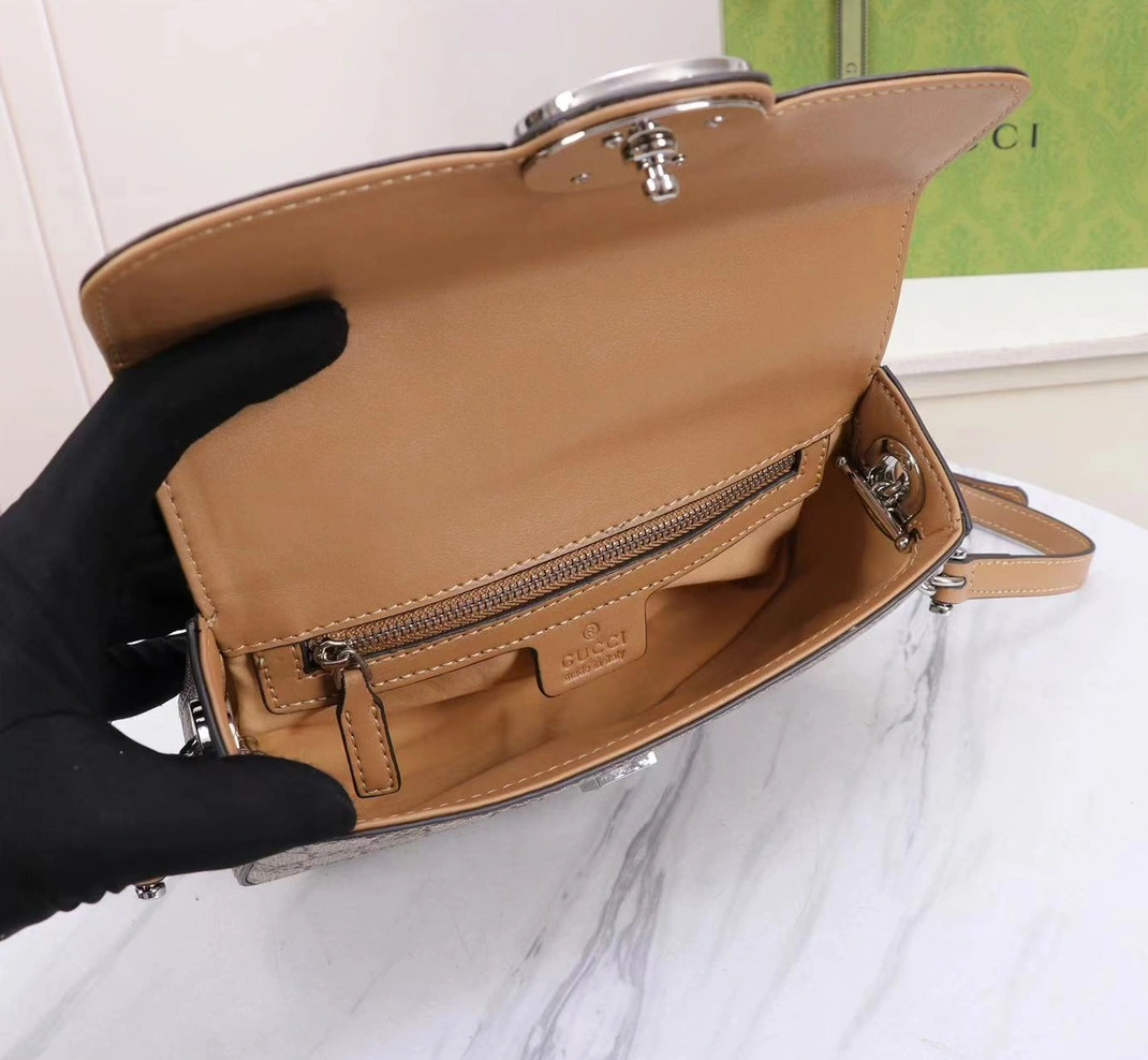 Compact 2302 Gucci AAA Quality Messenger Bags For Women