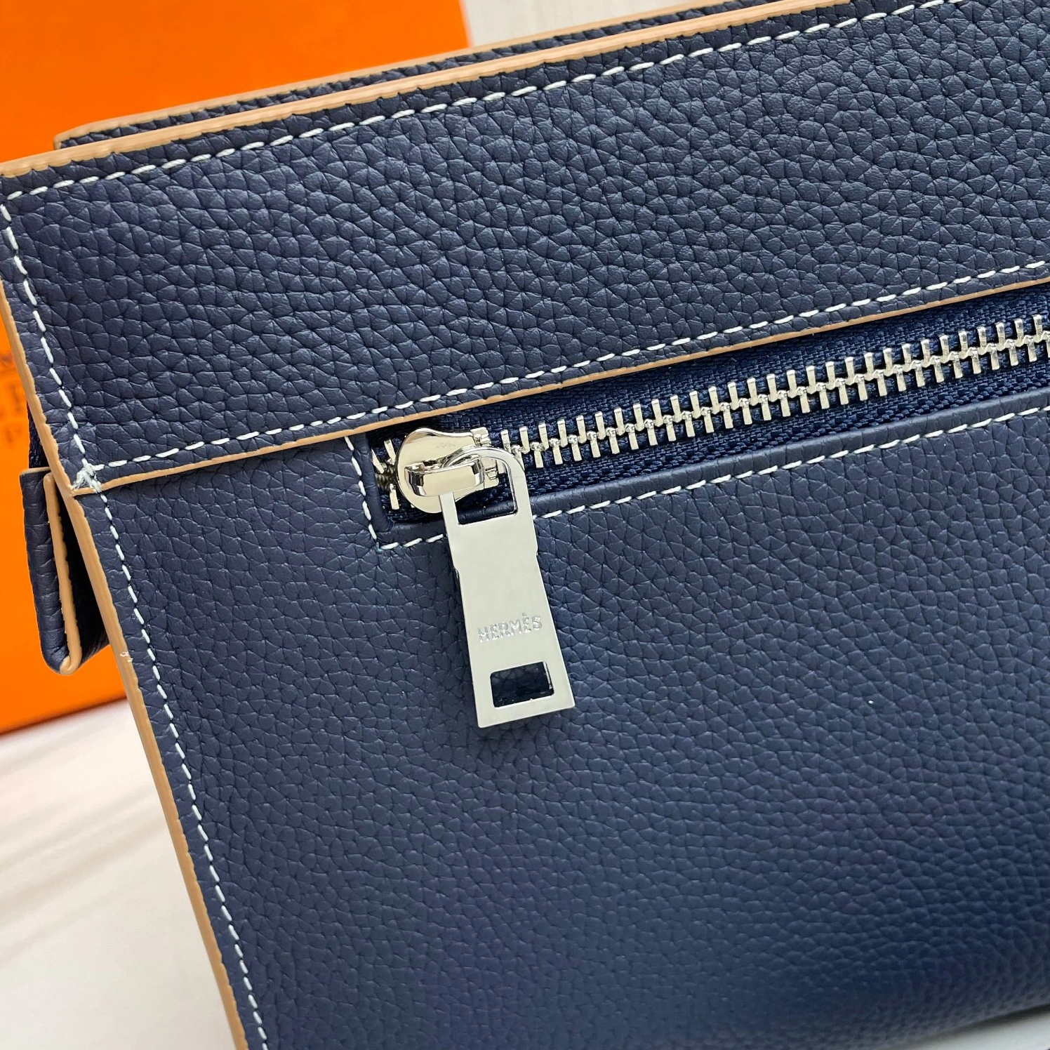 Compact 2307 Hermes AAA Man Wallets