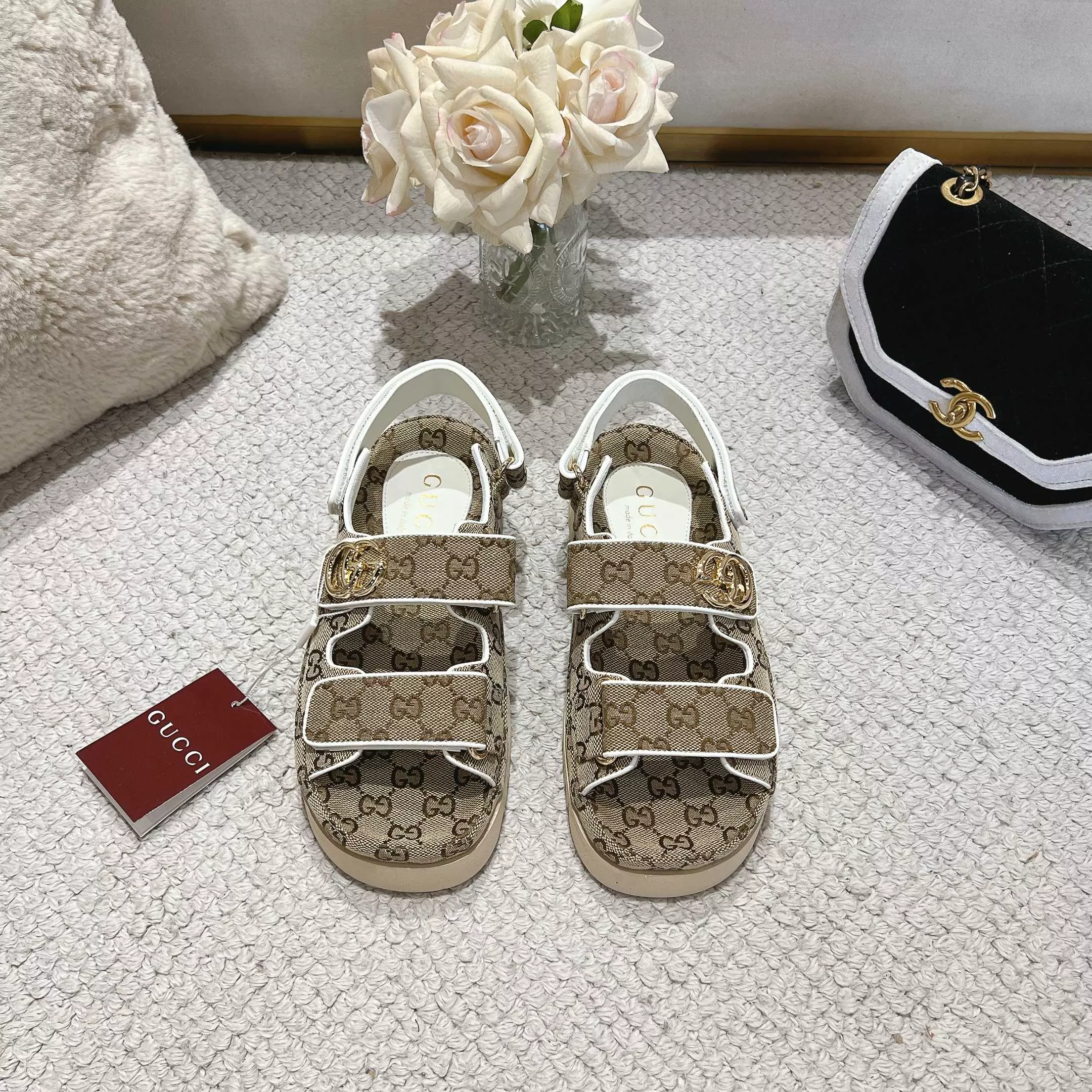 Compact 2425 Gucci Sandal For Women