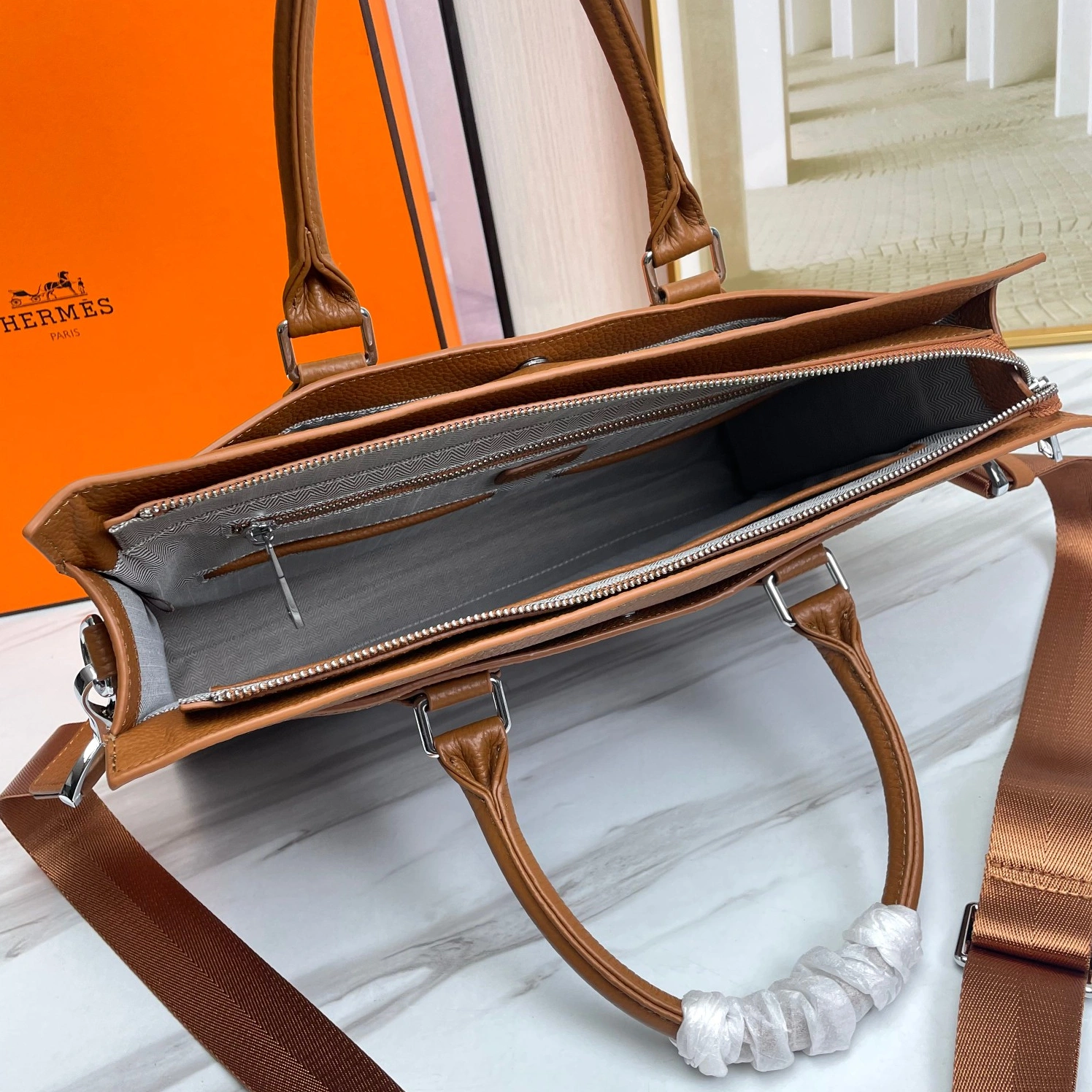 Compact 2434 Hermes AAA Man Handbags
