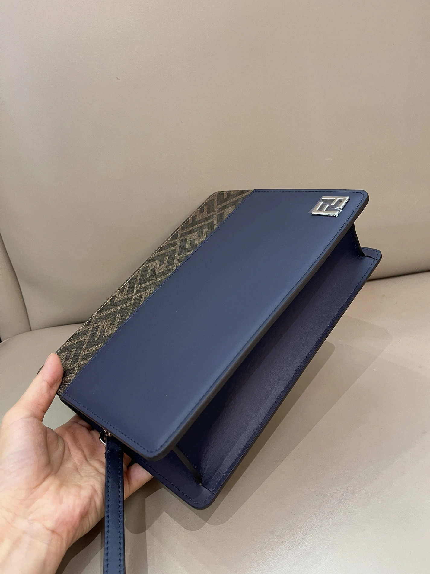Compact 2480 Fendi AAA Man Wallets