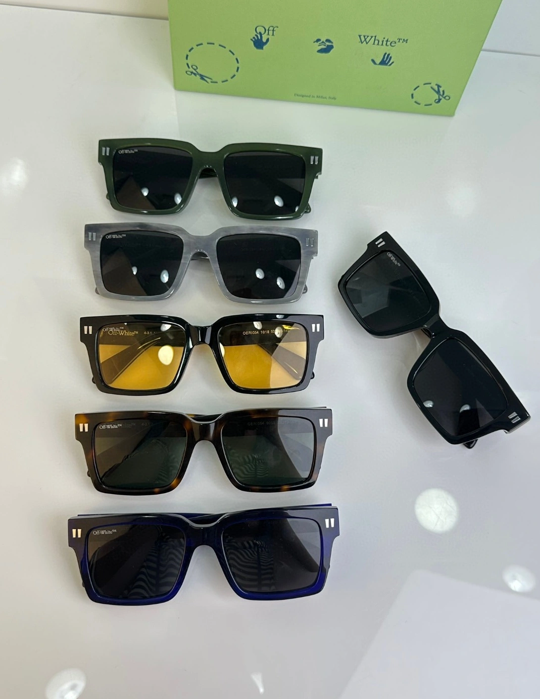 Compact 2549 Off-White AAA Quality Sunglasses