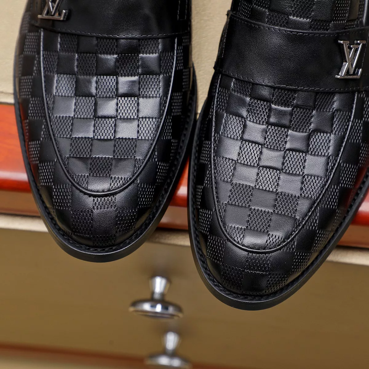 Compact 2692 Louis Vuitton LV Oxfords Shoes For Men