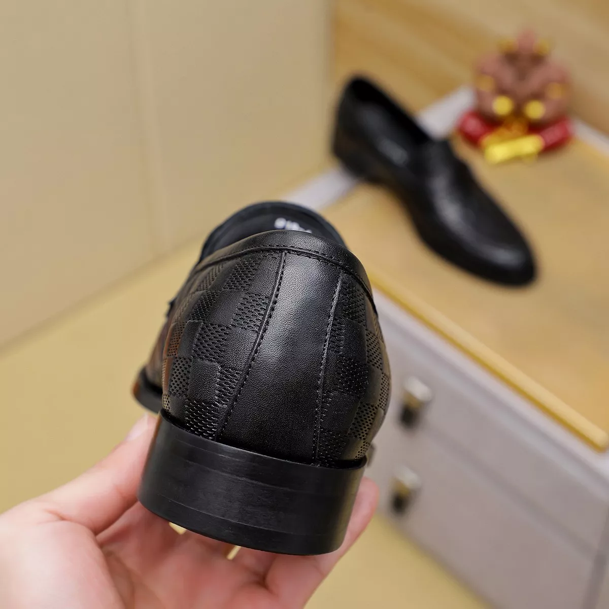 Compact 2692 Louis Vuitton LV Oxfords Shoes For Men