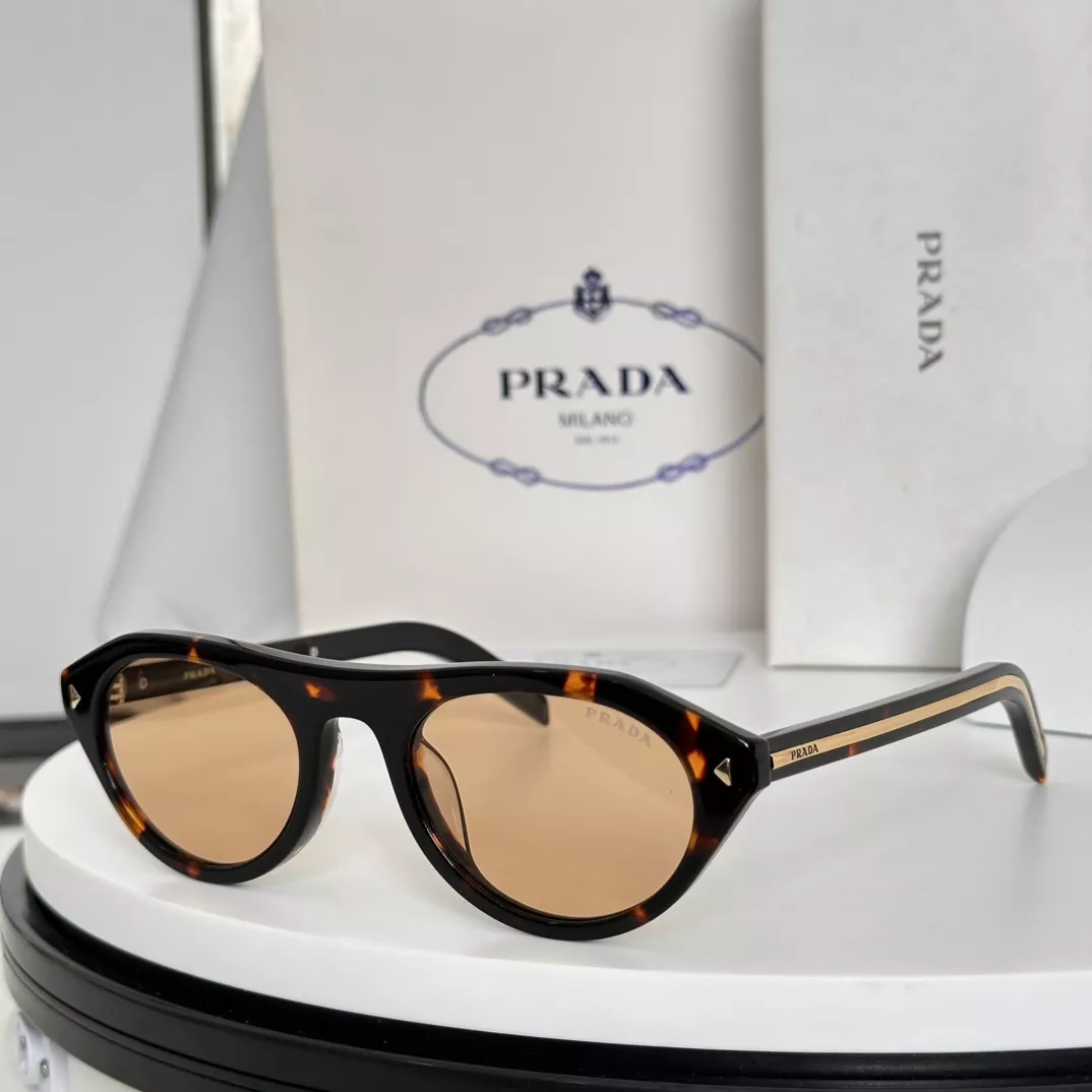Compact 2768 Prada AAA Quality Sunglasses