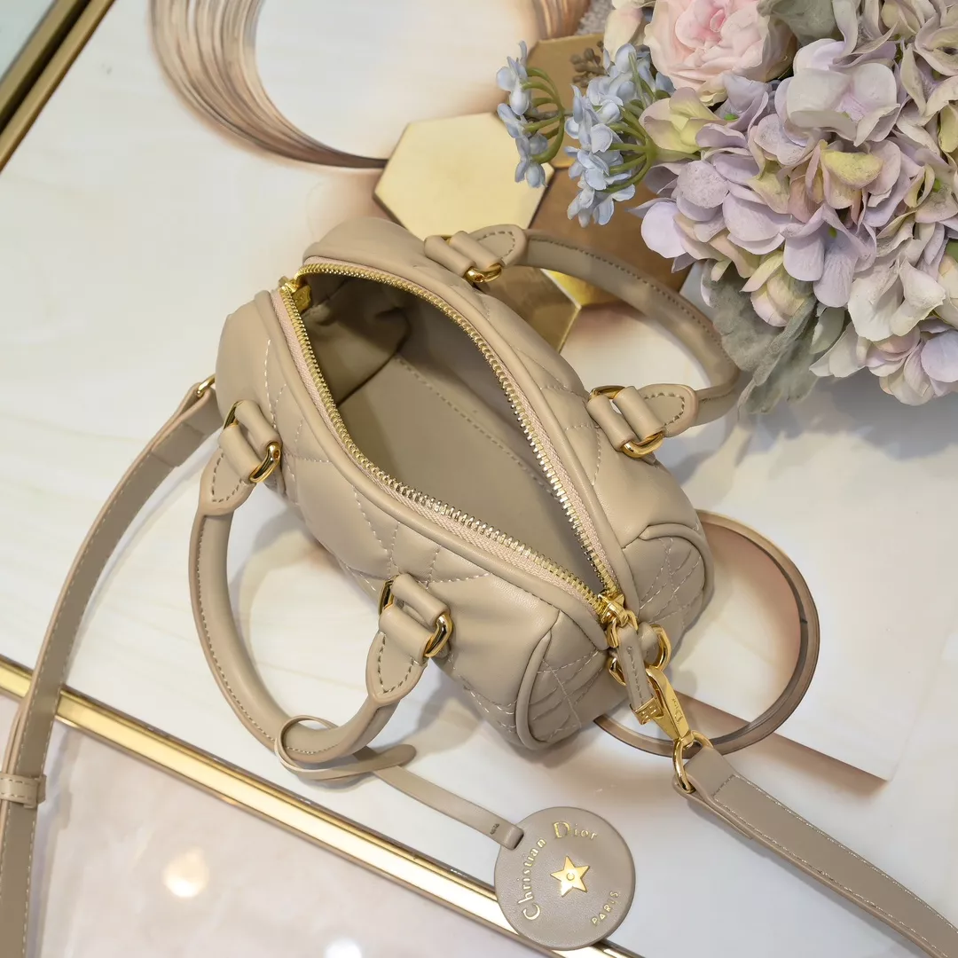 Compact 2932 Christian Dior AAA Quality Handbags For Women