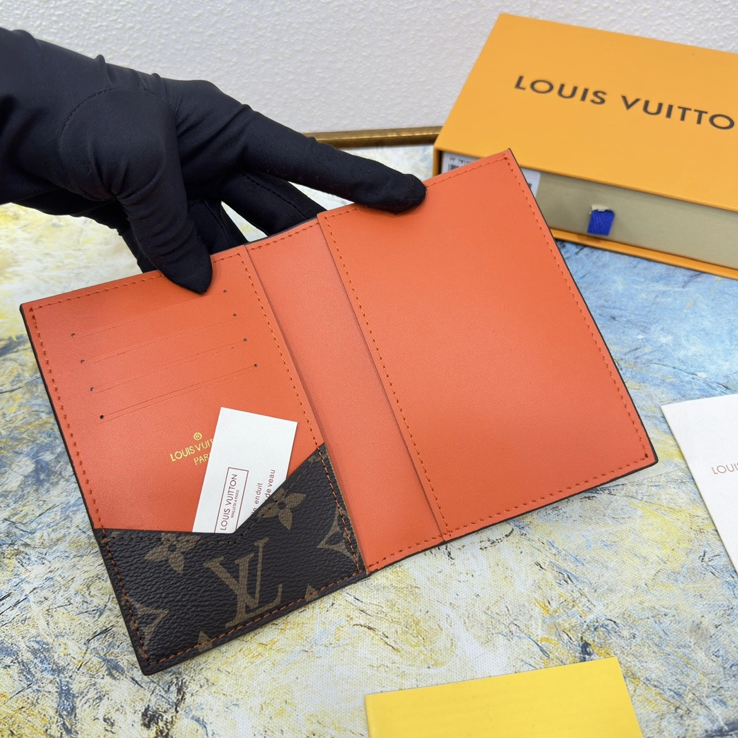 Compact 3222 Louis Vuitton LV Card Case For Unisex