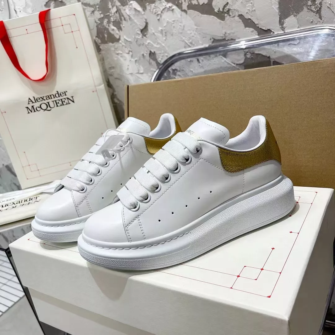 Compact 3302 Alexander McQueen Casual Shoes For Women