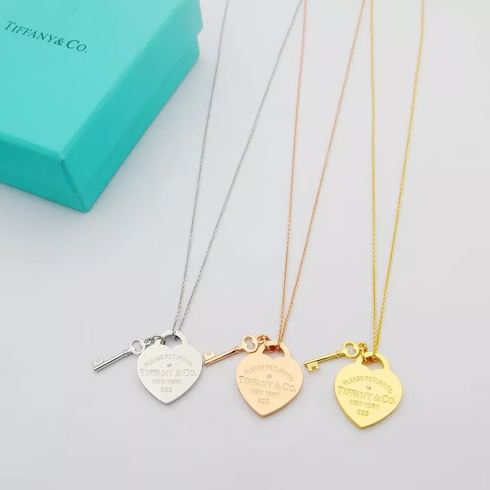 Compact 3489 Tiffany Necklaces