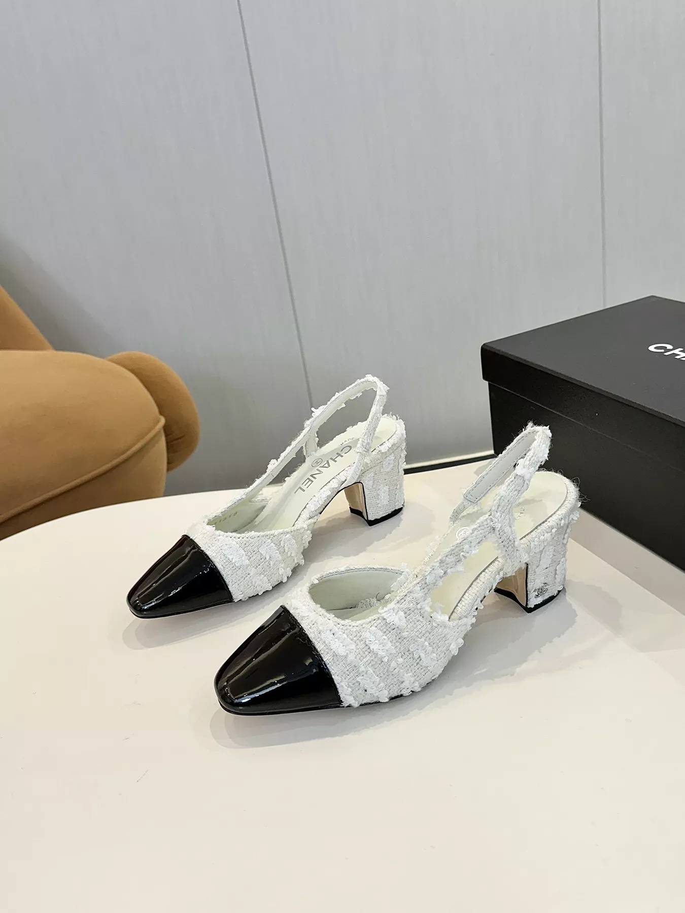 Compact 3564 Chanel Sandal For Women