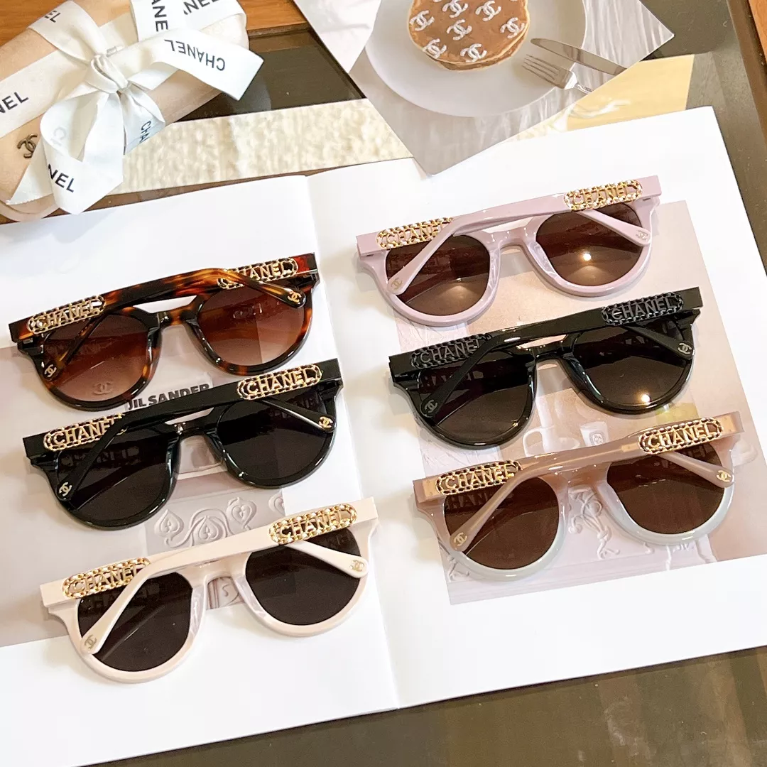 Compact 3759 Chanel AAA Quality Sunglasses