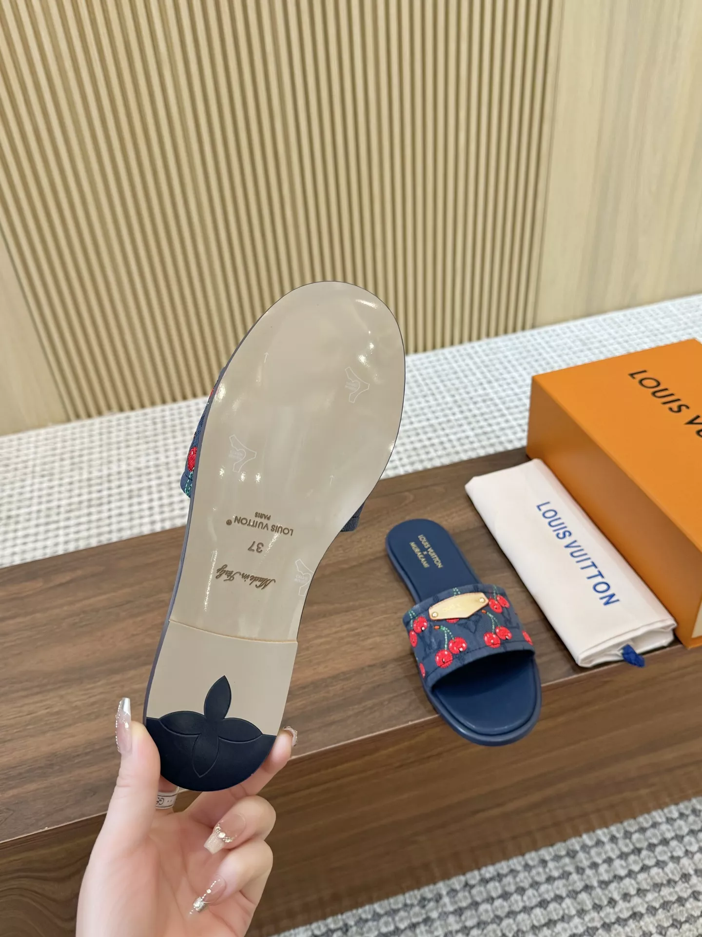 Compact 4150 Louis Vuitton Slippers For Women