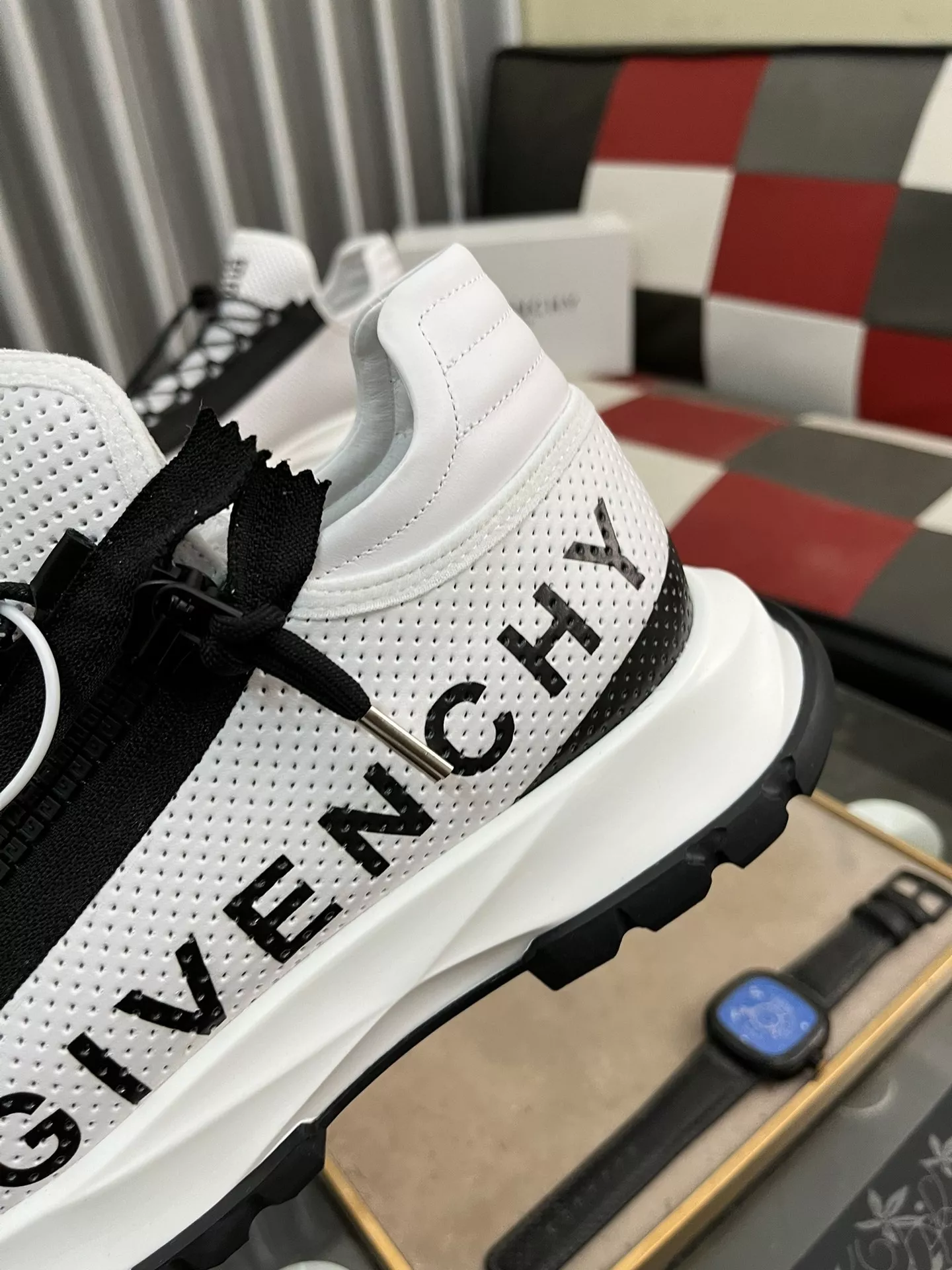 Compact 4160 Givenchy Casual Shoes For Men