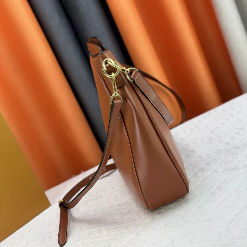 Compact 4222 Louis Vuitton AAA Quality Messenger Bags For Women