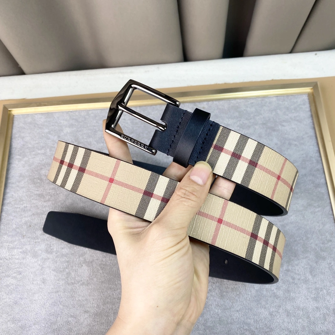 Compact 4367 Burberry AAA Quality Belts