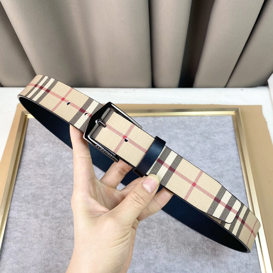 Compact 4367 Burberry AAA Quality Belts