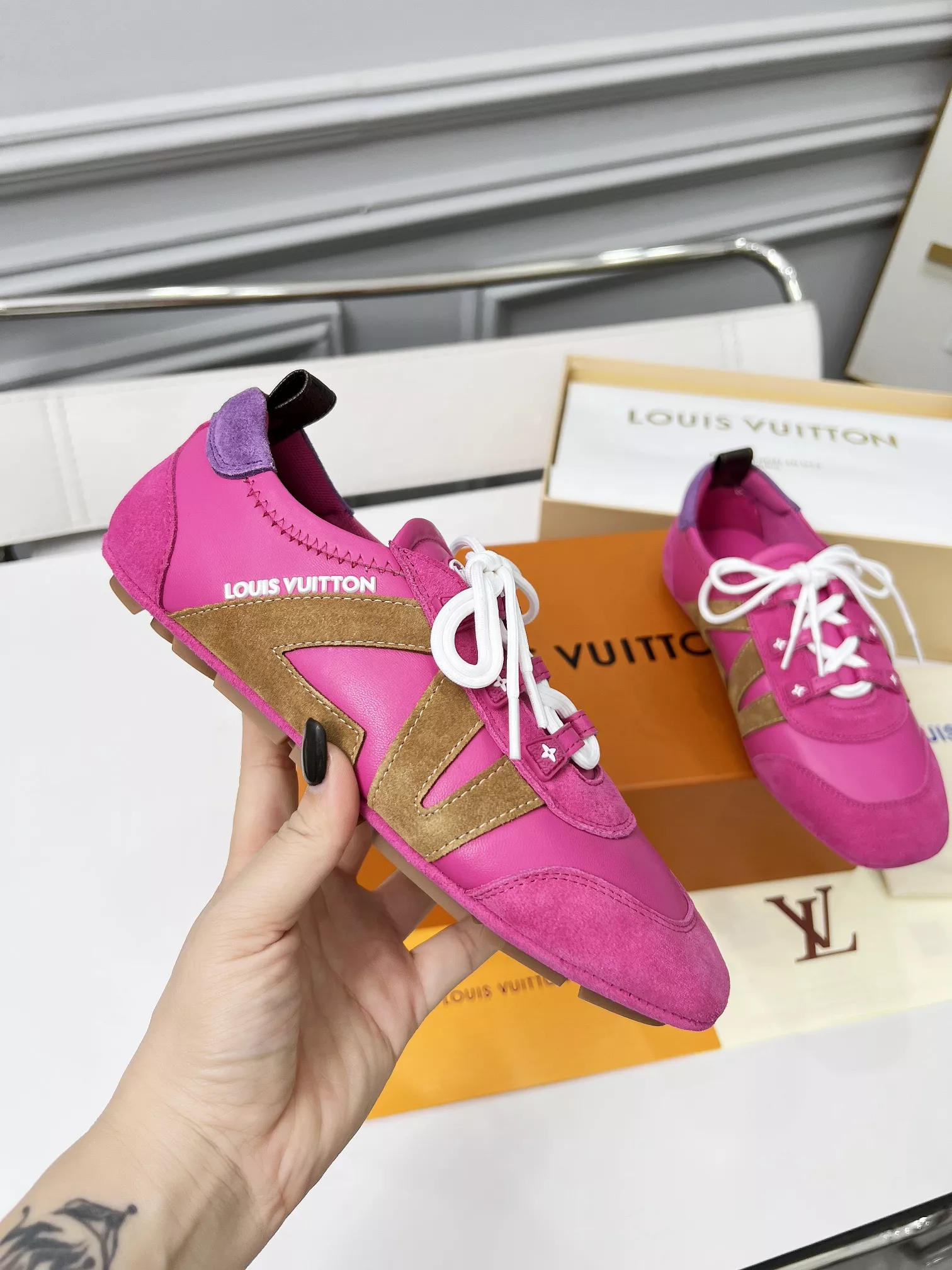 Compact 4543 Louis Vuitton Casual Shoes For Women
