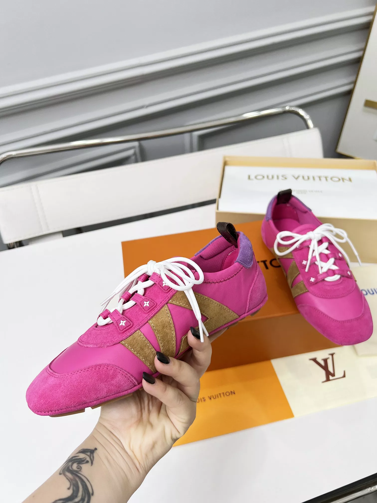 Compact 4543 Louis Vuitton Casual Shoes For Women