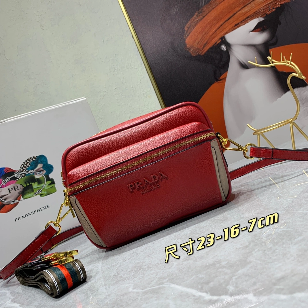 Compact 4611 Prada AAA Quality Messenger Bags For Women