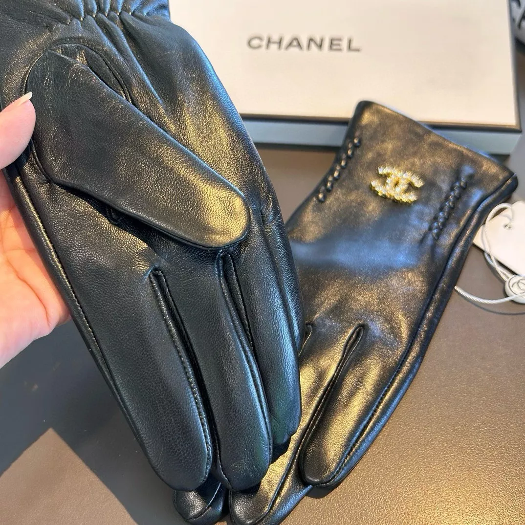 Compact 4691 Chanel Gloves For Women
