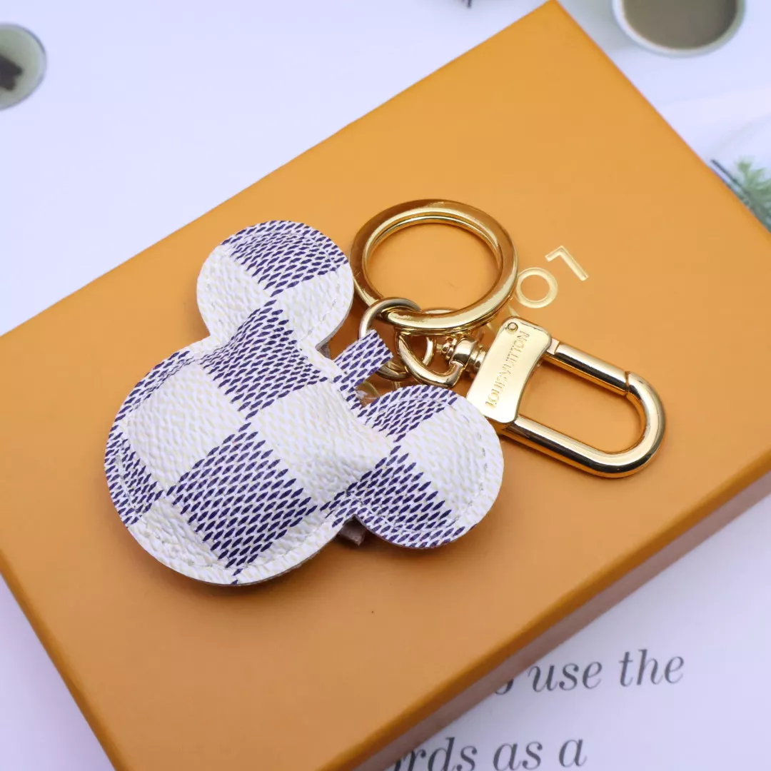 Compact 4697 Louis Vuitton LV Key Holder And Bag Buckle