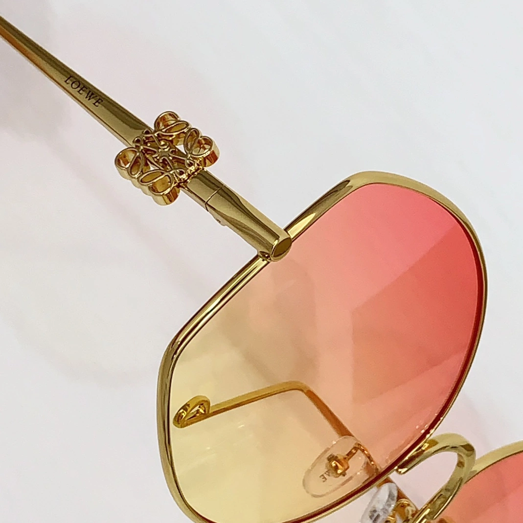 Compact 4761 LOEWE AAA Quality Sunglasses