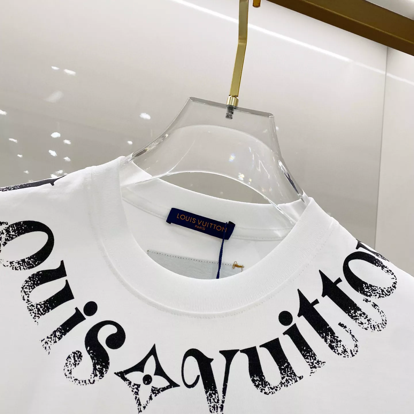 Compact 4772 Louis Vuitton LV T-Shirts Short Sleeved For Unisex