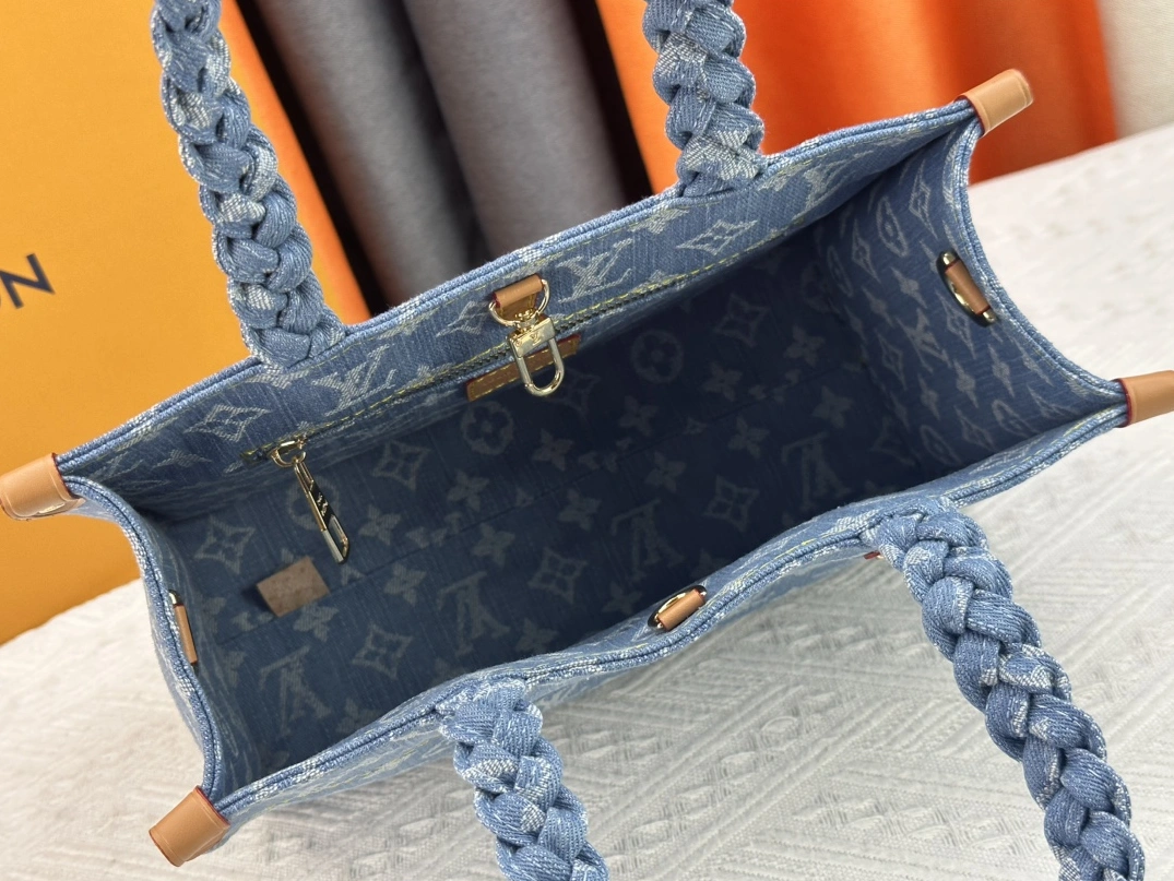 Compact 4790 Louis Vuitton AAA Quality Tote-Handbags For Women