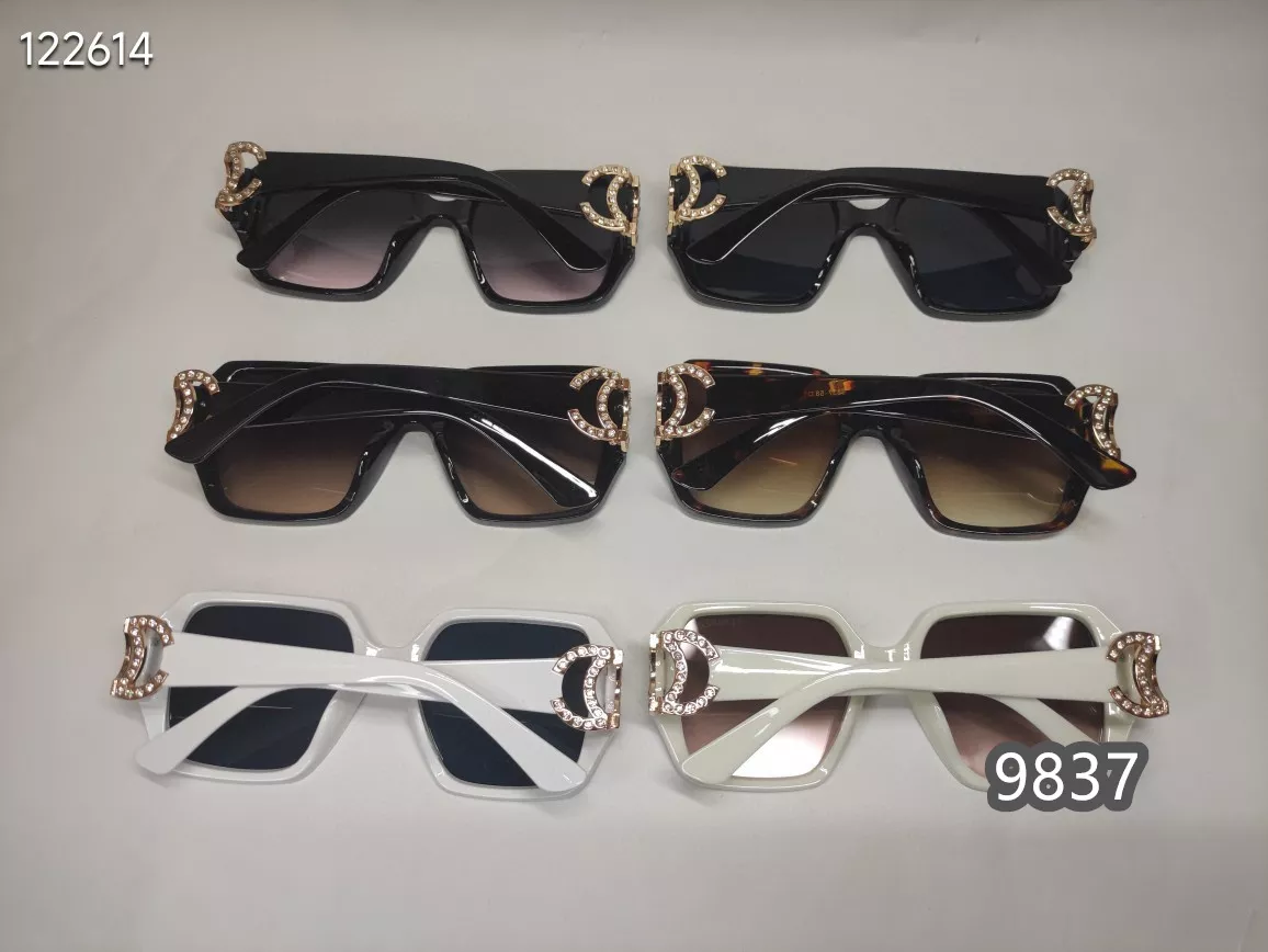 Compact 4816 Chanel Sunglasses