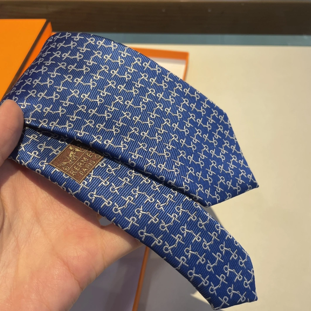 Compact 5020 Hermes Necktie For Men