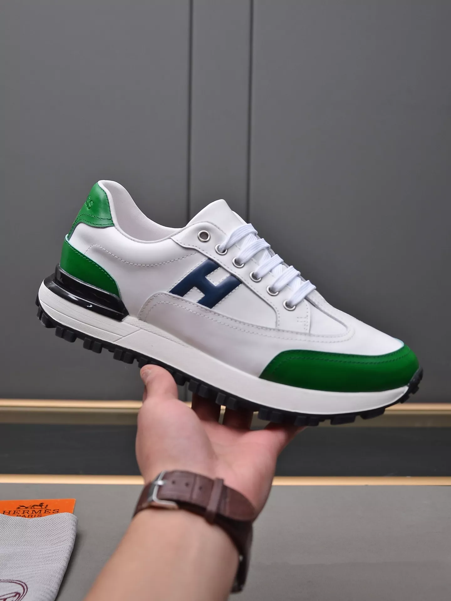 Compact 5042 Hermes Casual Shoes For Men
