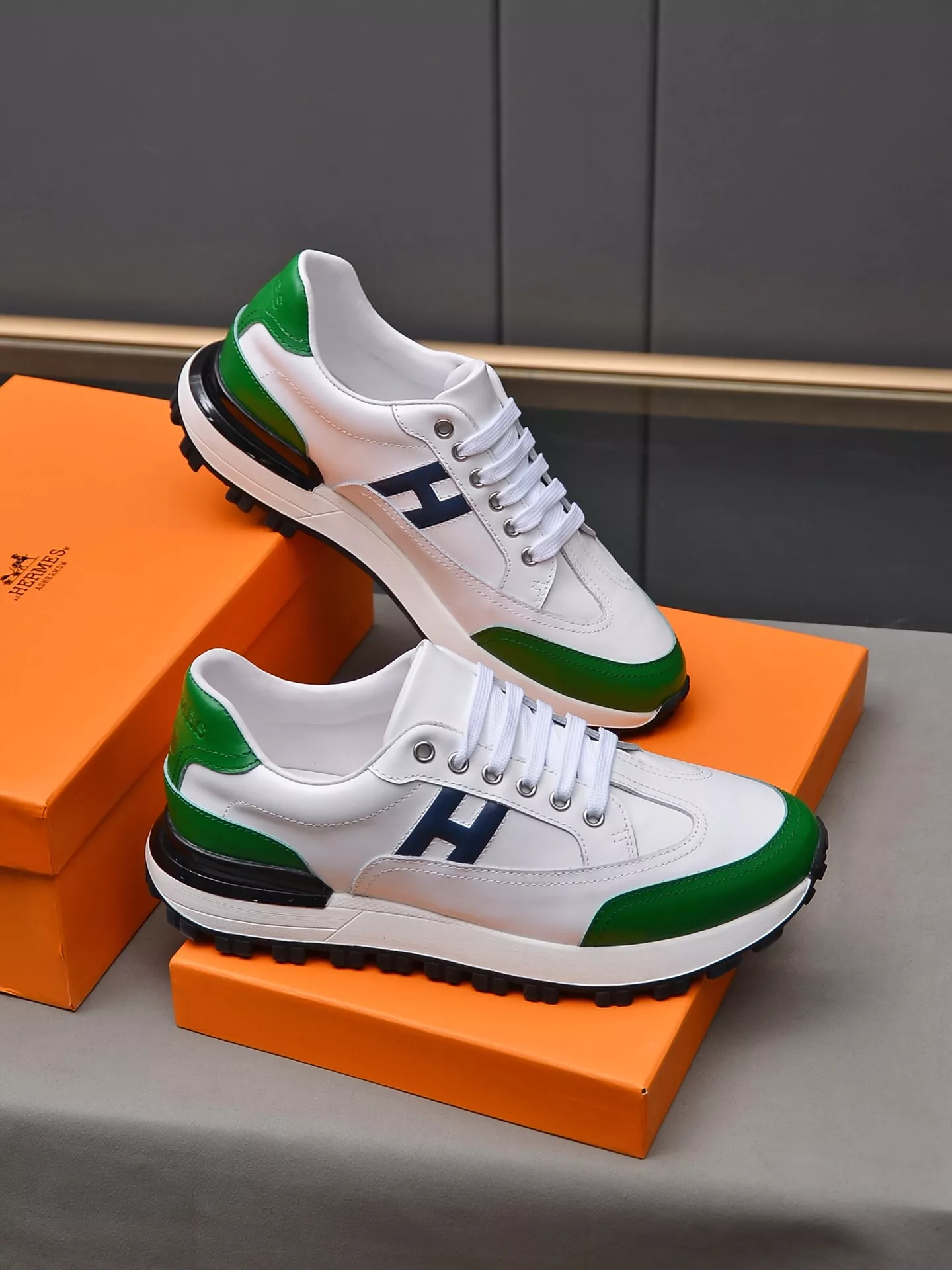 Compact 5042 Hermes Casual Shoes For Men
