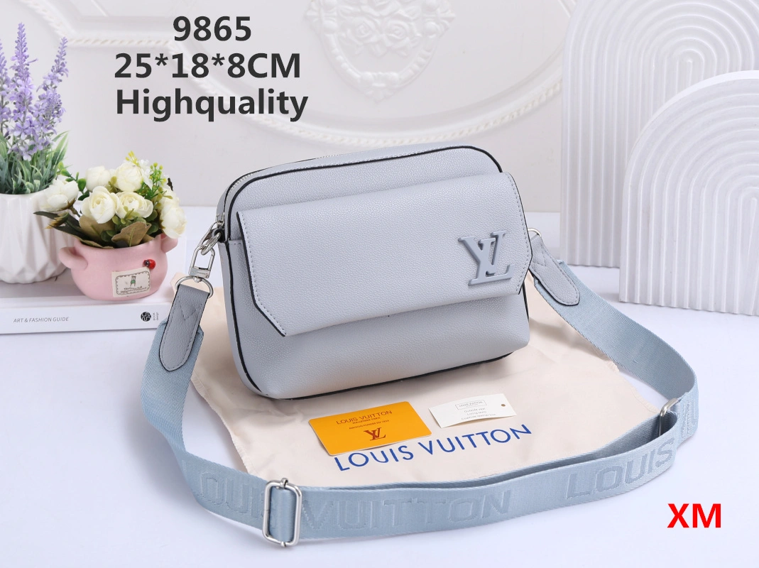 Compact 5107 Louis Vuitton Messenger Bags For Unisex