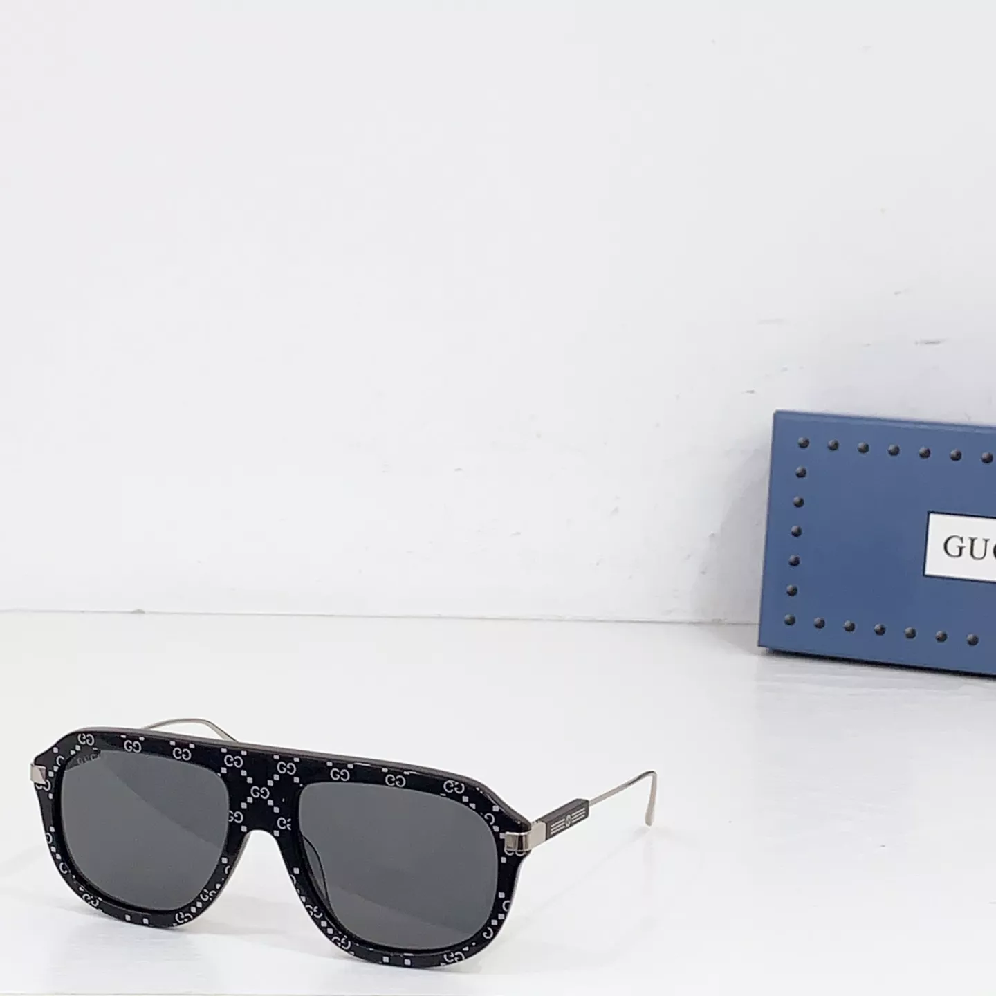 Compact 5173 Gucci AAA Quality Sunglasses