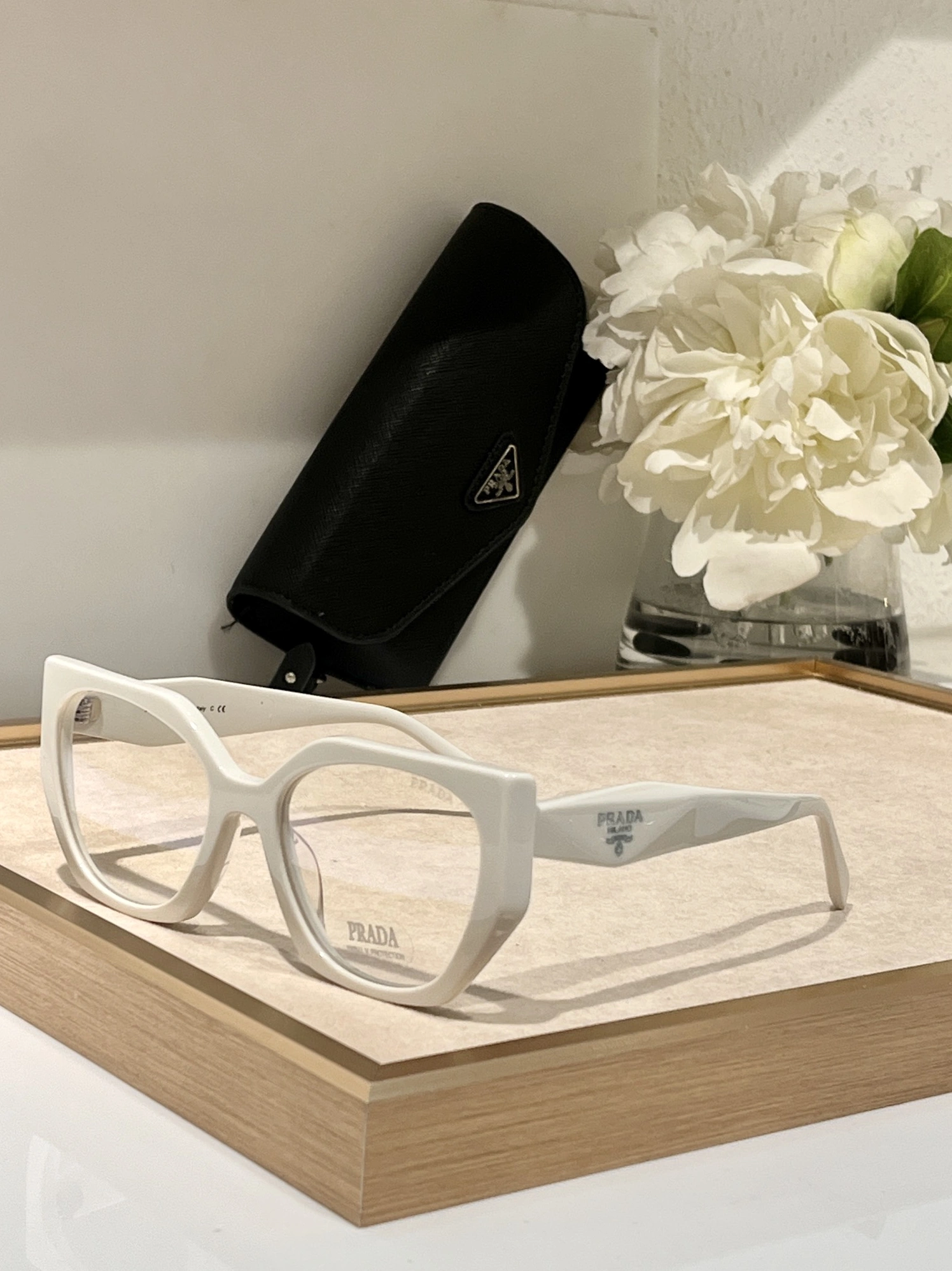 Compact 520 Prada Goggles