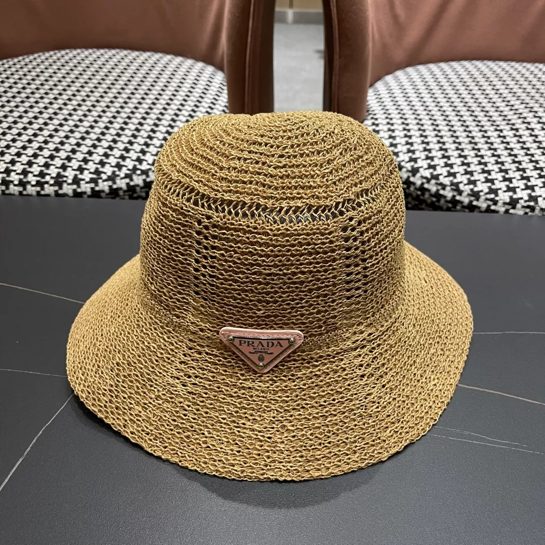 Compact 5442 Prada Caps
