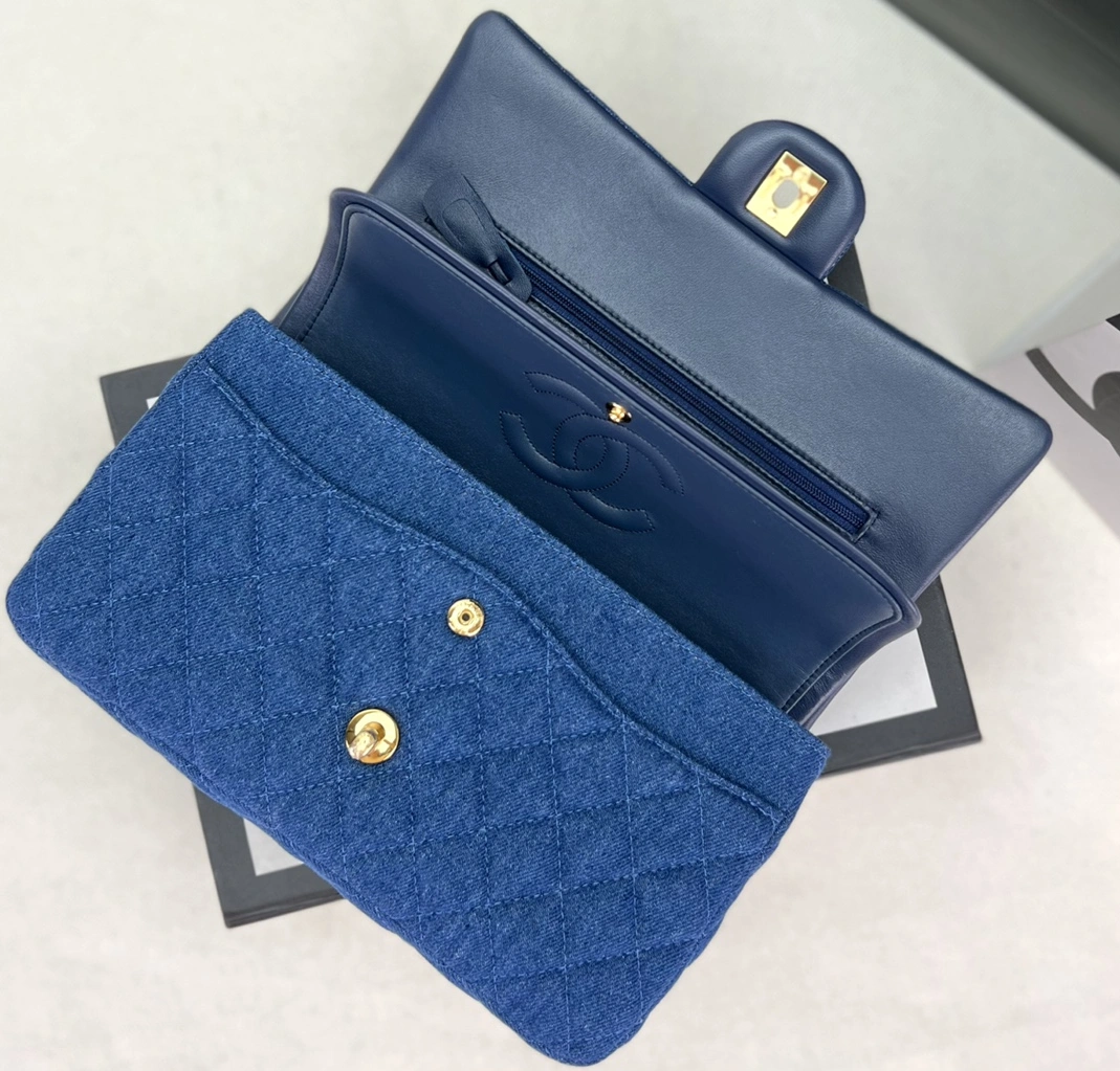 Compact 5473 Chanel AAA Quality Messenger Bags For Women