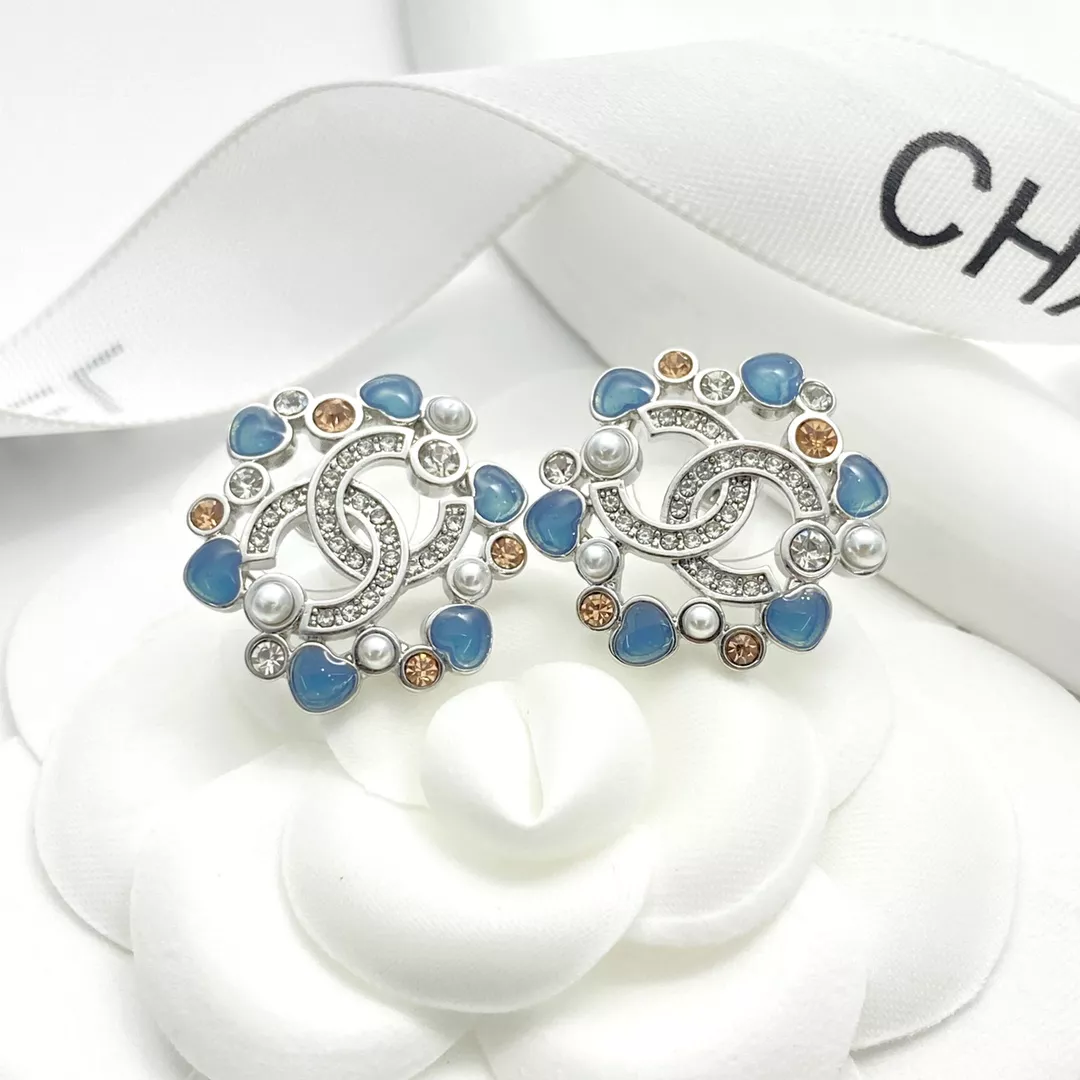 Compact 5475 Chanel Earrings For Women
