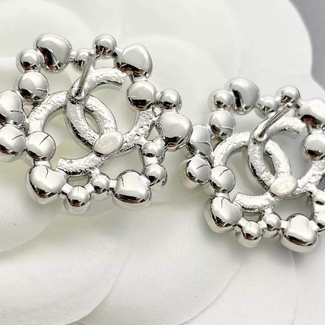 Compact 5475 Chanel Earrings For Women