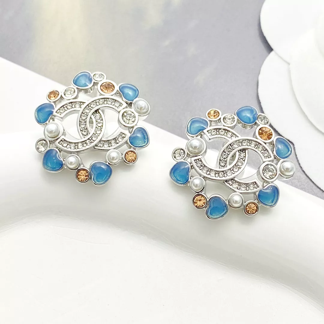Compact 5475 Chanel Earrings For Women