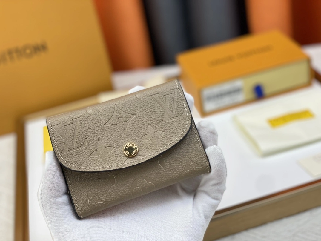 Compact 5680 Louis Vuitton LV Wallets For Women