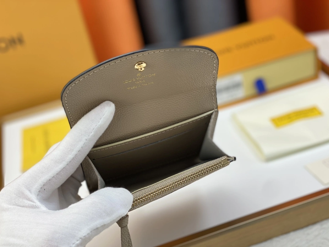 Compact 5680 Louis Vuitton LV Wallets For Women
