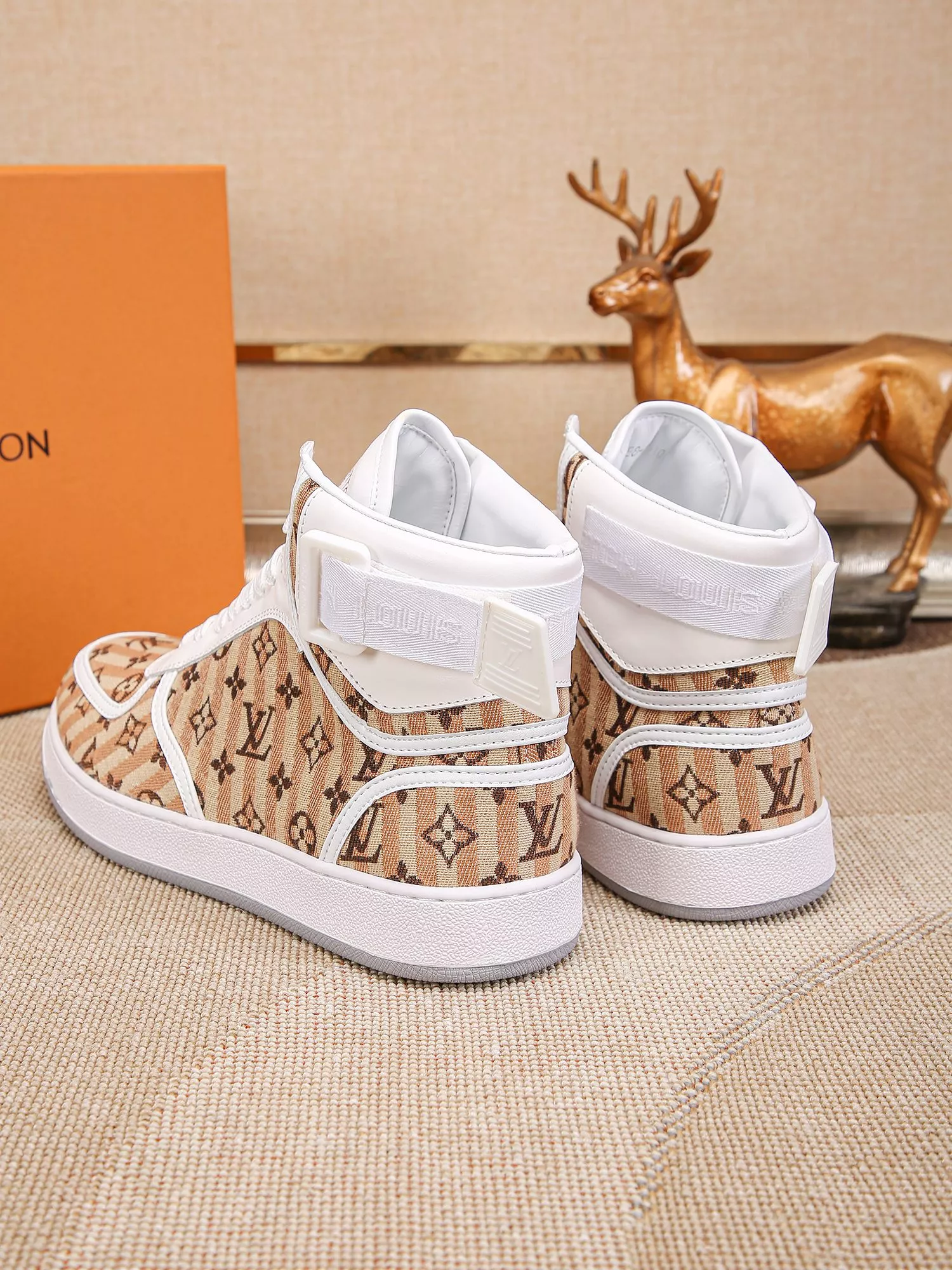 Compact 5720 Louis Vuitton High Tops Shoes For Men