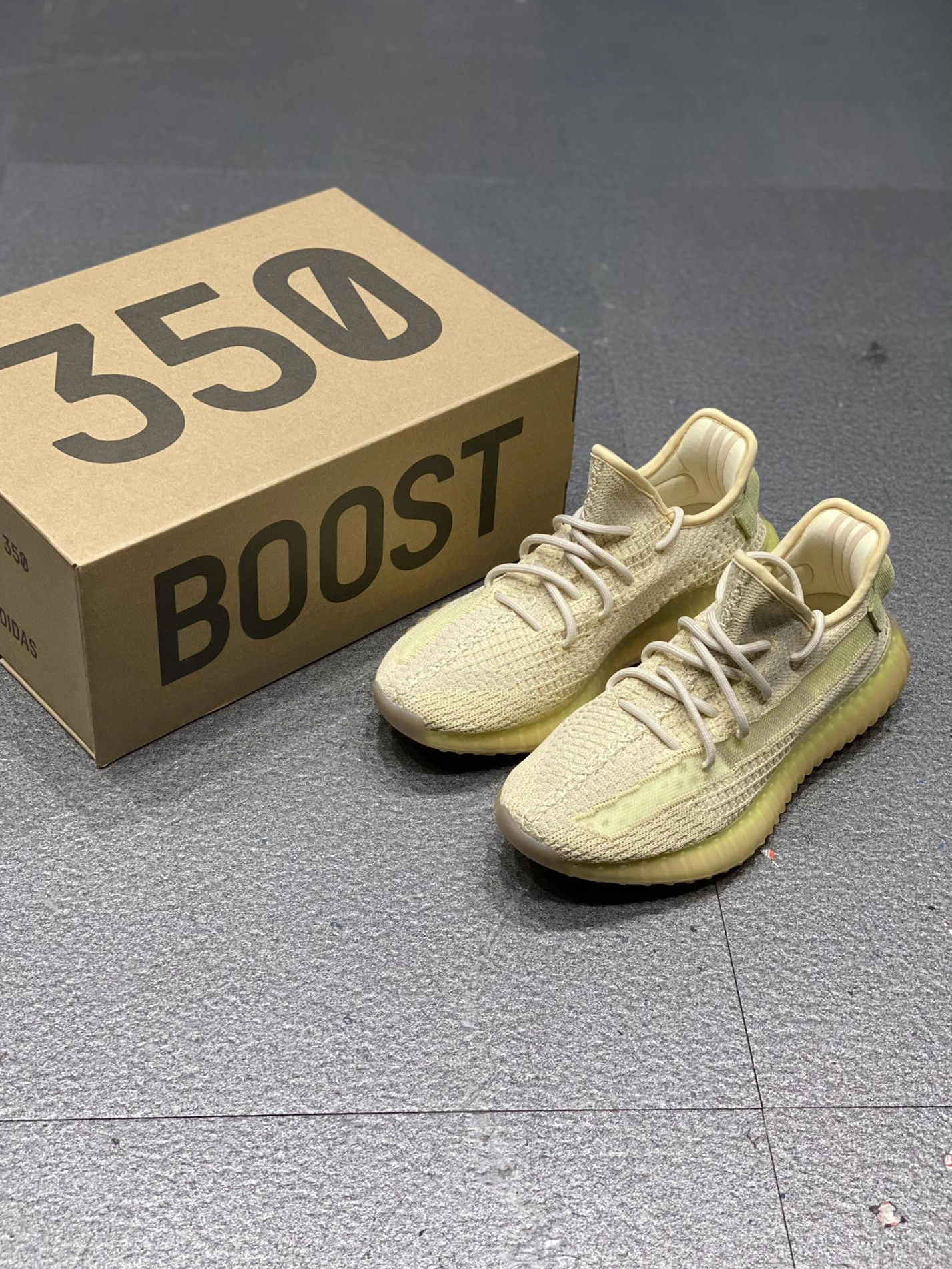Compact 5761 Adidas Yeezy Shoes For Women