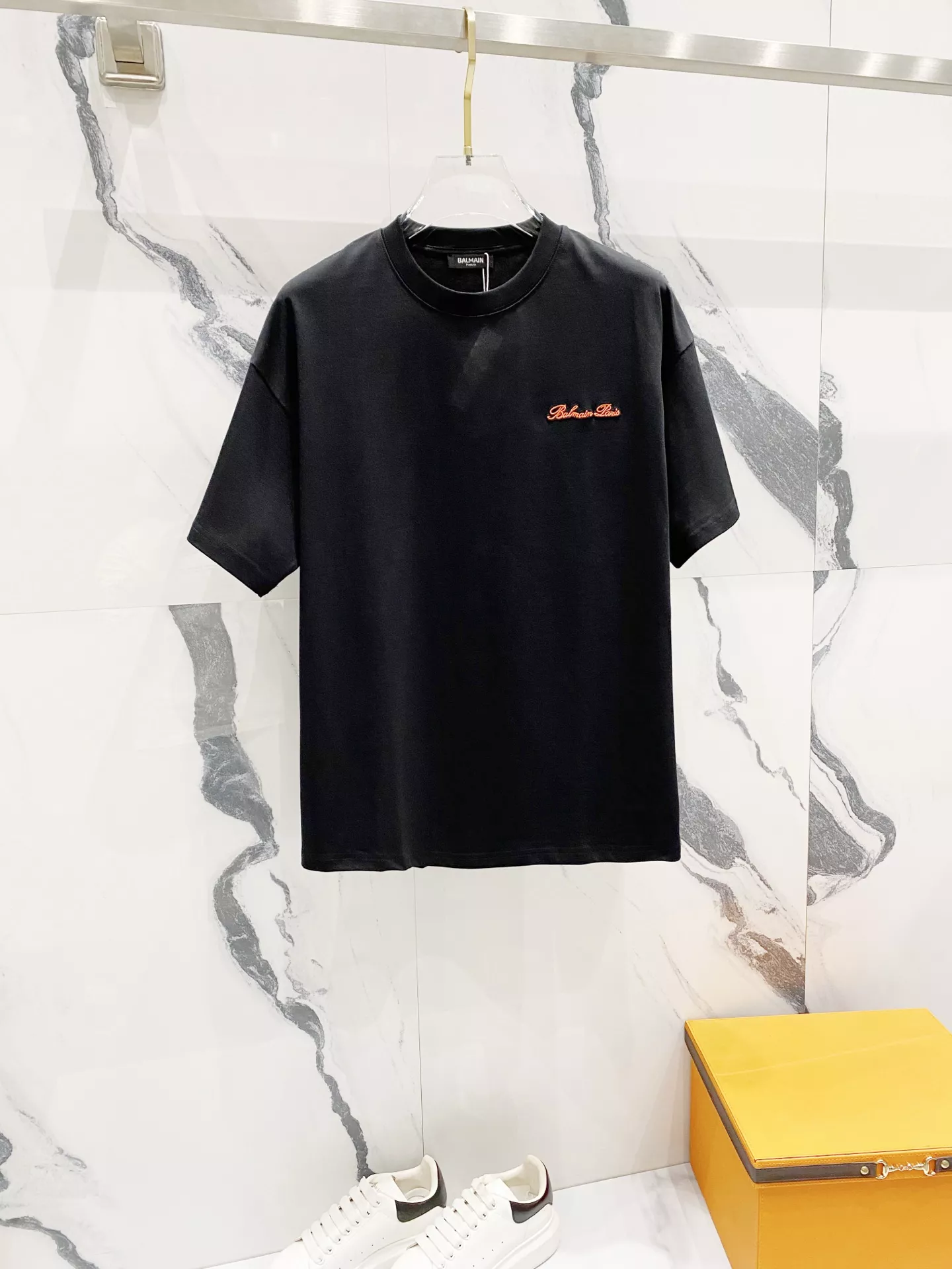 Compact 5812 Balmain T-Shirts Short Sleeved For Unisex