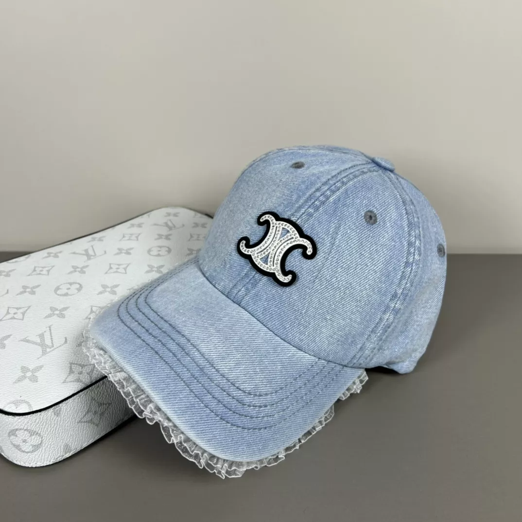 Compact 5867 Celine Caps