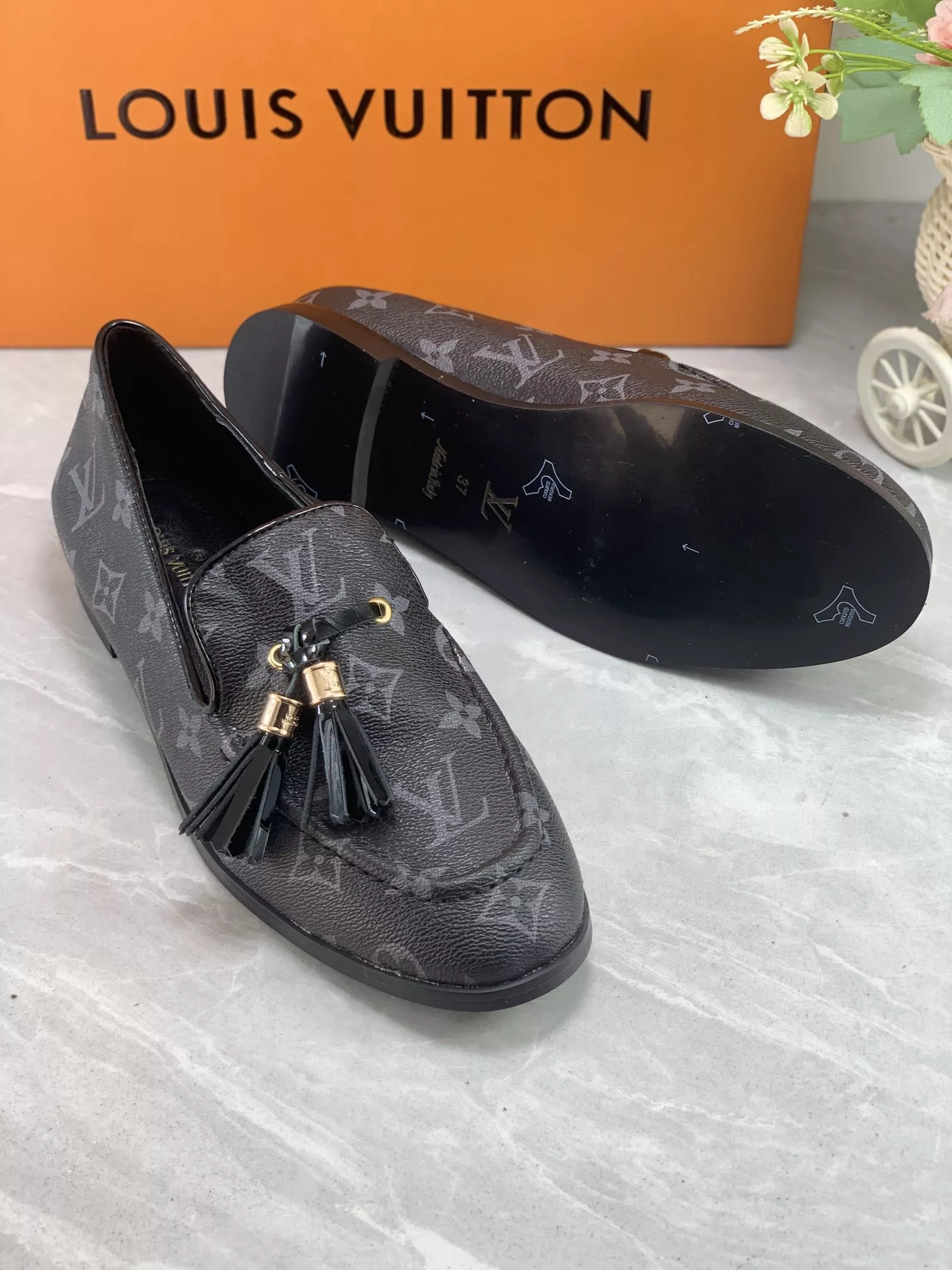 Compact 6175 Louis Vuitton LV Oxfords Shoes For Women