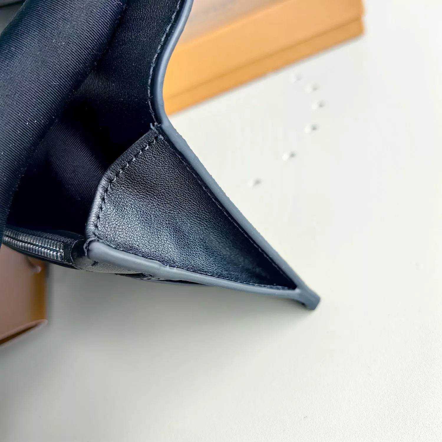 Compact 6197 Burberry AAA Man Wallets