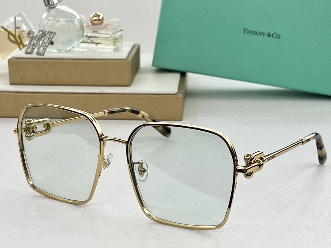 Compact 6203 Tiffany AAA Quality Sunglasses